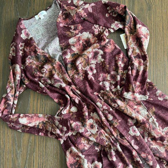 LuLaRoe Sarah - Picture 1 of 1